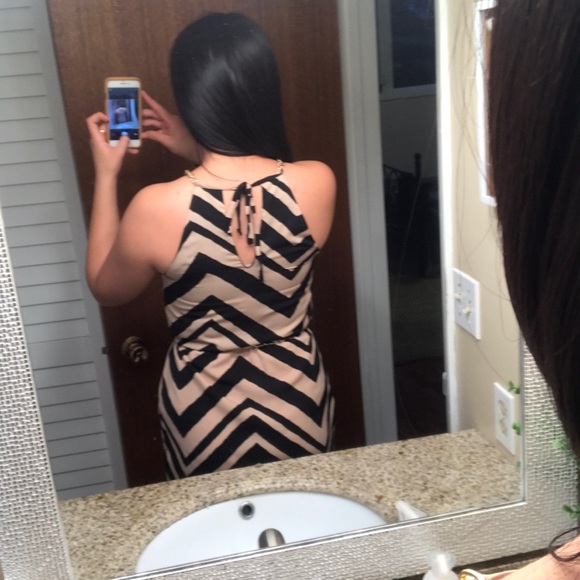 Zig zag pattern dress - Picture 3 of 4